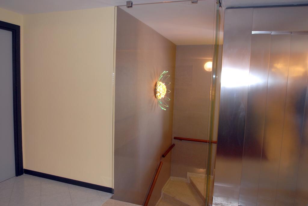 Hotel Sole Джулианова Екстериор снимка